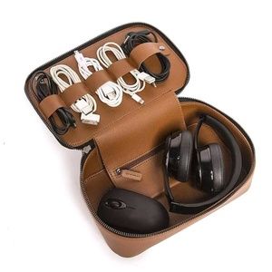 Brouk & Co - Tech Dopp Kit - Brown